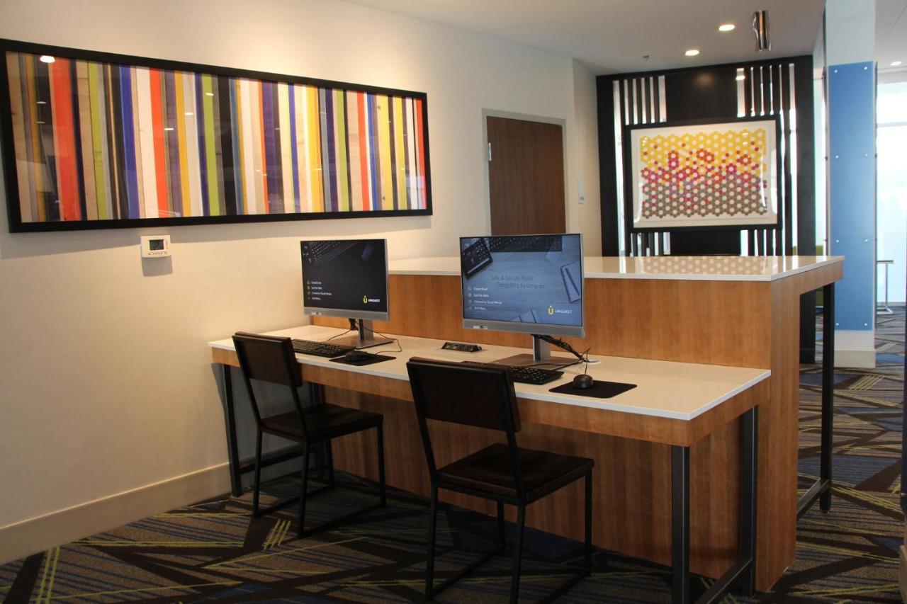 Holiday Inn Express & Suites - Phoenix - Airport North By Ihg מראה חיצוני תמונה