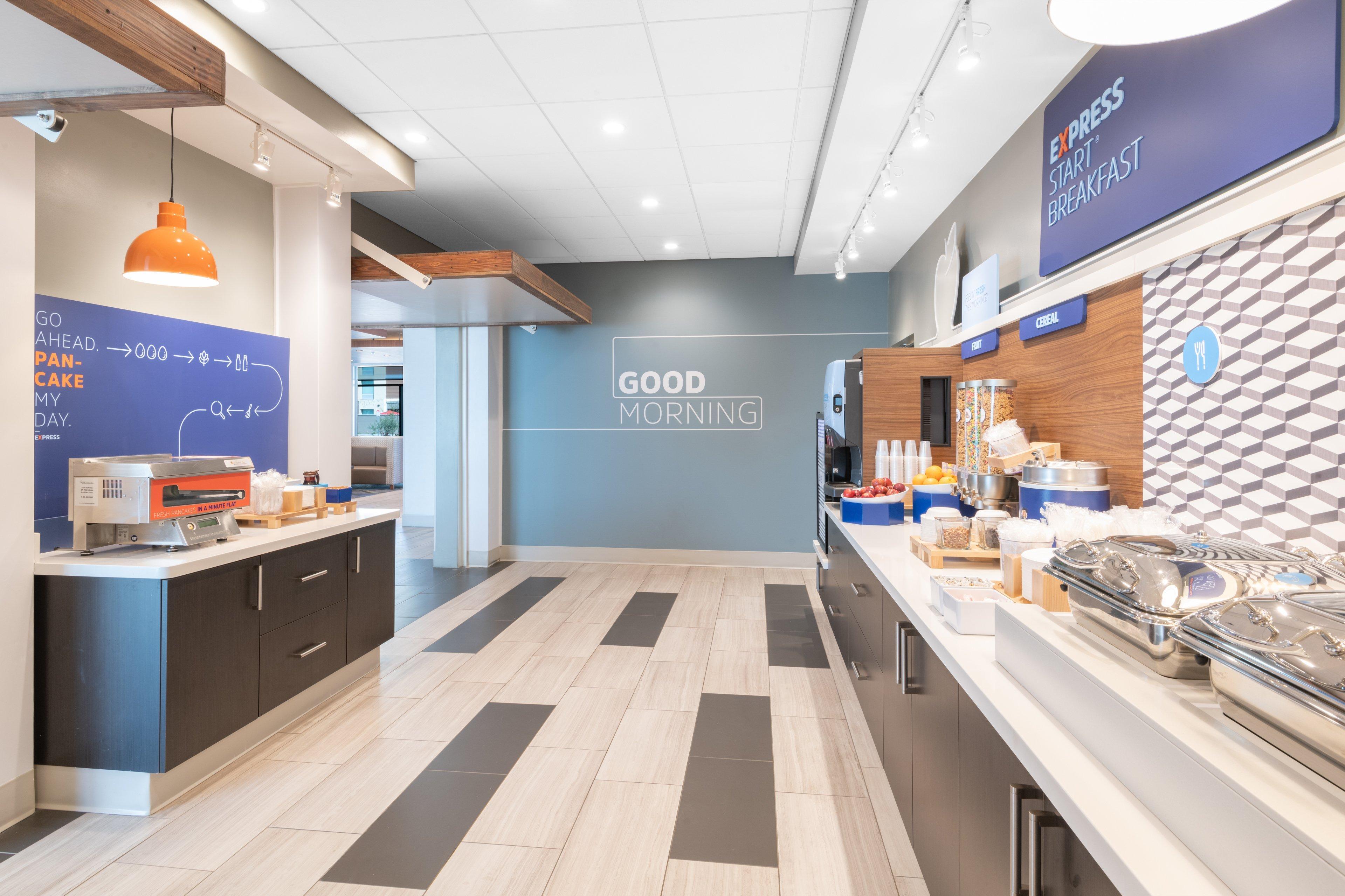 Holiday Inn Express & Suites - Phoenix - Airport North By Ihg מראה חיצוני תמונה